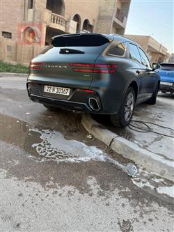 جێنسس GV70